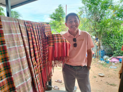 ต่อยอด..ผ้าไหมคึมมะอุบัวลาย GI สร้างรายได้ยั่งยืน พารามิเตอร์รูปภาพ 1