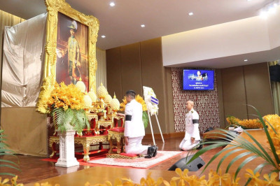 พิธีวางพวงมาลา น้อมรำลึกพระบาทสมเด็จพระปกเกล้าเจ้าอยู่หัว ... พารามิเตอร์รูปภาพ 1
